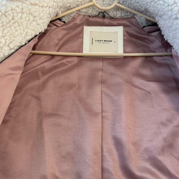 Long fluffy coat - Picture 2 of 3